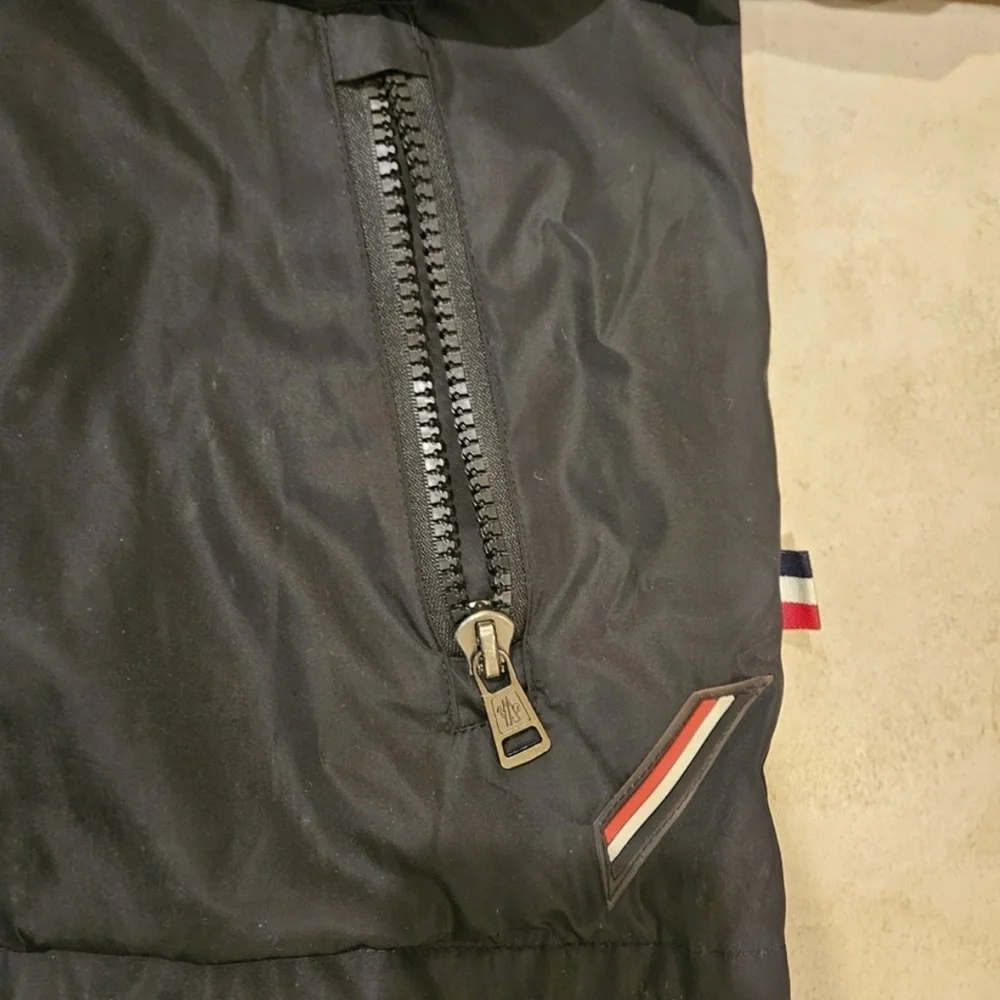 SUPER RARE~MONCLER jacket  Zip-Up Cardigan. BEAUTIFUL!!! - Picture 7 of 10
